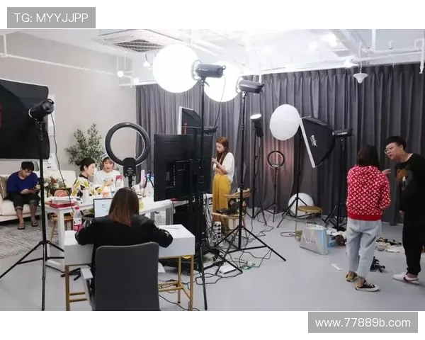 啊德隆直播间：揭秘网红主播的日常与幕后